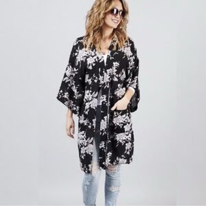 Spiritual Gangster Maya Floral Black and White Kimono With Pockets One Size